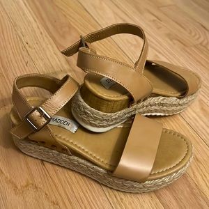 Gently worn espadrilles with small wedge 1.5 inches. Steve Madden.